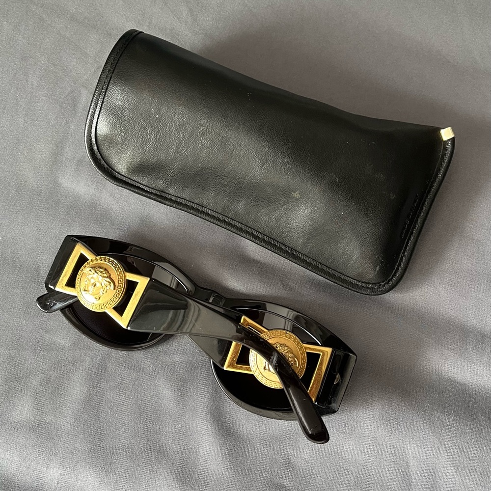 Vintage Gianni Versace Biggie Mod 424 Sunglasses with Leather Case
